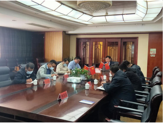 兗州中材黨委委員、副總經(jīng)理顏景祥到河南片區(qū)黨支部講授專題黨課